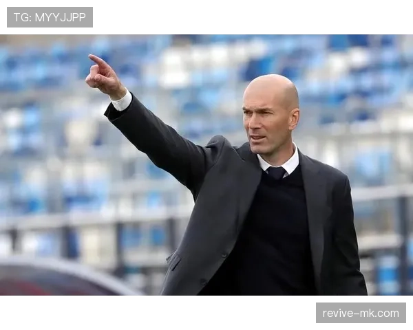 齐达内传球能力的传奇：分析其对足球战术与比赛结果的深远影响