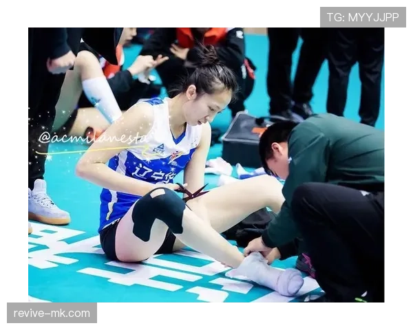 丁霞赛场是战斗机，刷到她拎菜回家的那张图整个人懵了